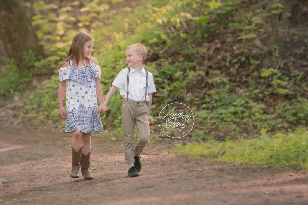 Willoughby Hills Family Photographer | Squires Castle Family Photo Shoot | Cleveland Metroparks Photography | Squires Castle in Willoughby Hills Ohio | Start With The Best Brittany Gidley Photography LLC