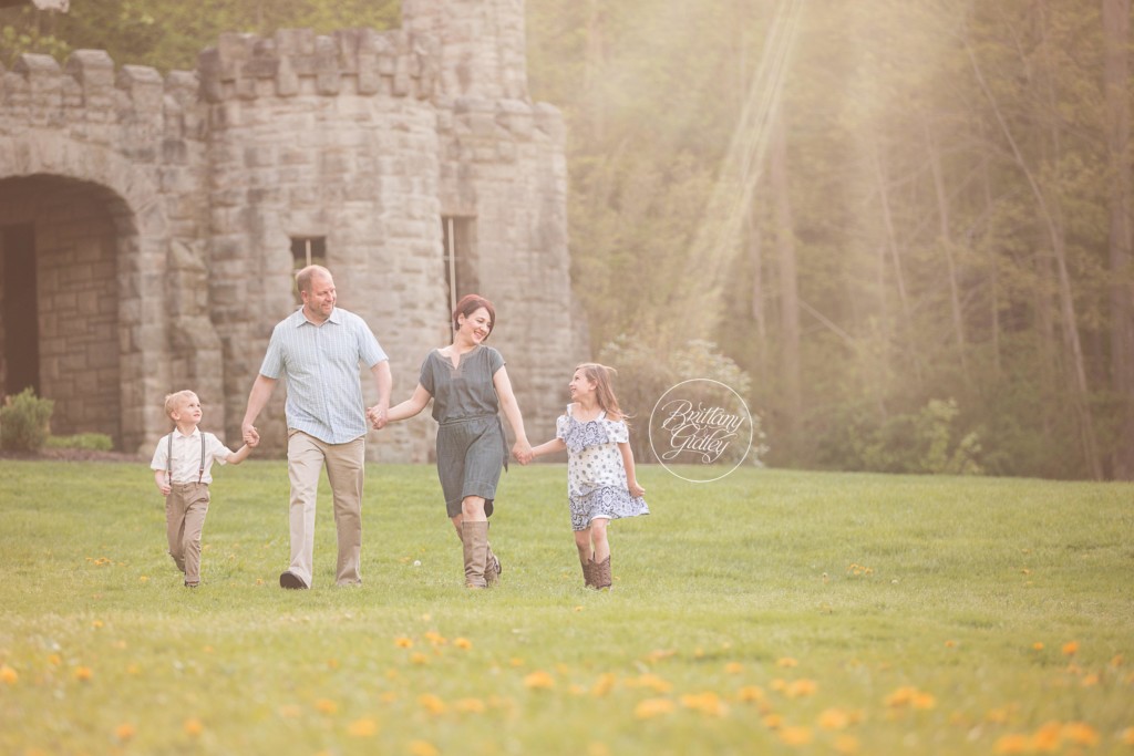 Willoughby Hills Family Photographer | Squires Castle Family Photo Shoot | Cleveland Metroparks Photography | Squires Castle in Willoughby Hills Ohio | Start With The Best Brittany Gidley Photography LLC