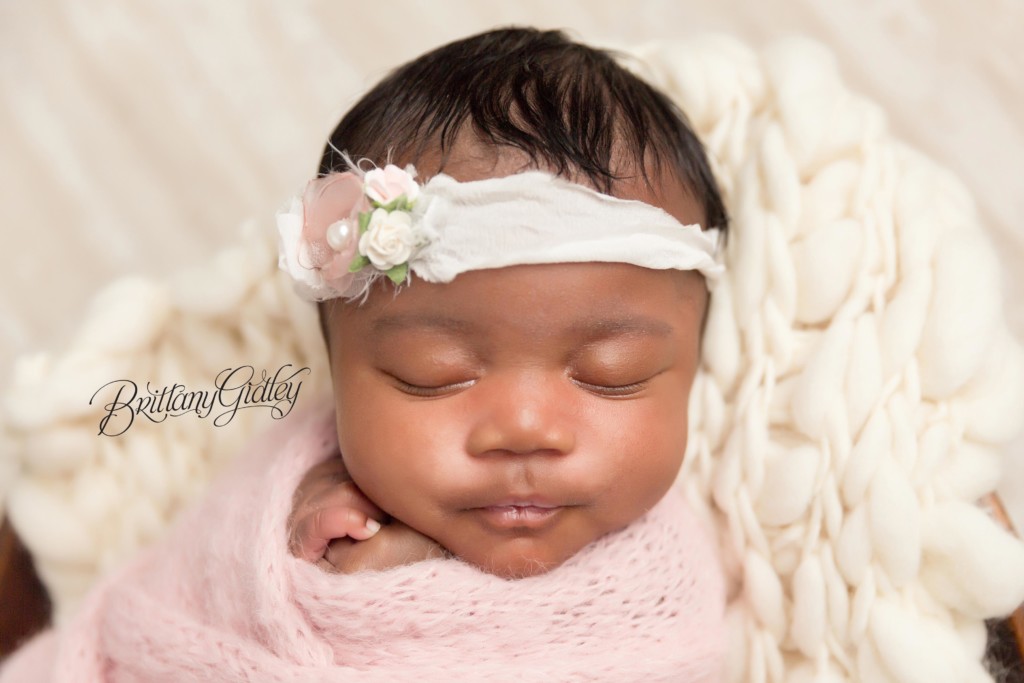 Celebrity Baby Photos | Cleveland Cavaliers | Celebrity Babies | Start With The Best | Cleveland Ohio Newborn Photography | Cleveland Newborn Photographer | www.brittanygidleyphotography.com 