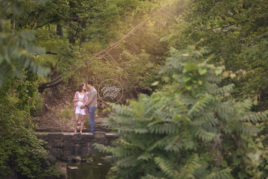 Shaker Heights Maternity Photography | Shaker Lakes | Maternity Photography in Shaker Heights Ohio