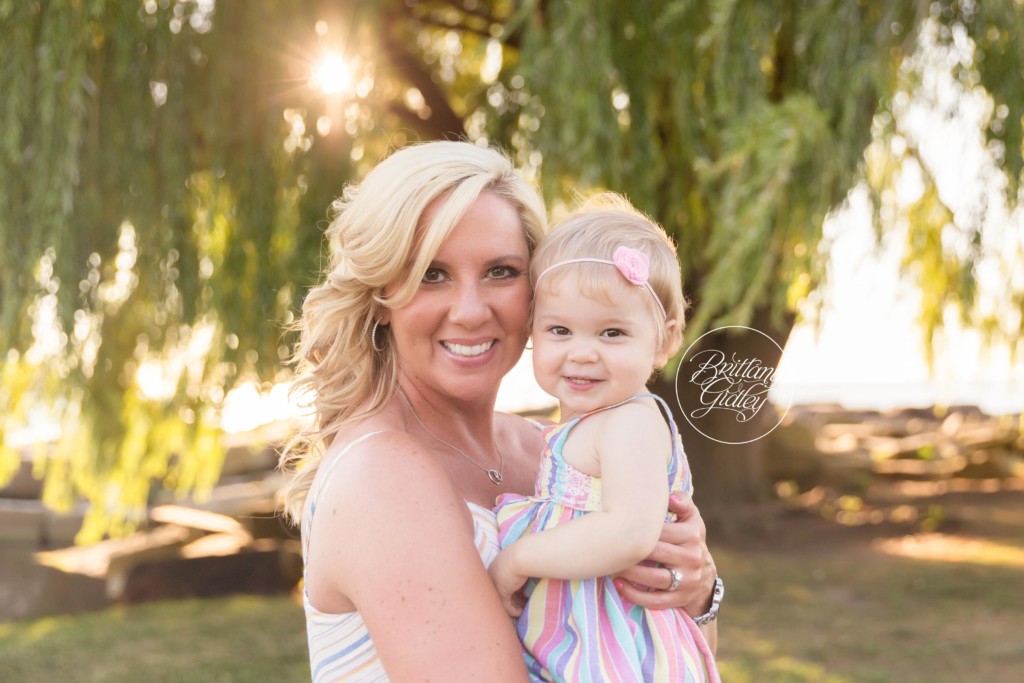 Cleveland Photographers | Ohio Family Photography | Sunset Photography at Edgewater Beach