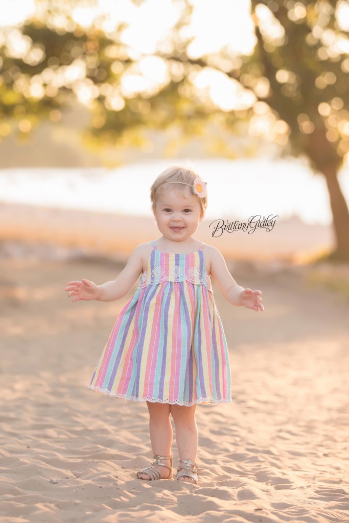 Cleveland Photography | Ohio Photographers | Photo Shoot at Edgewater Beach Park in Cleveland Ohio