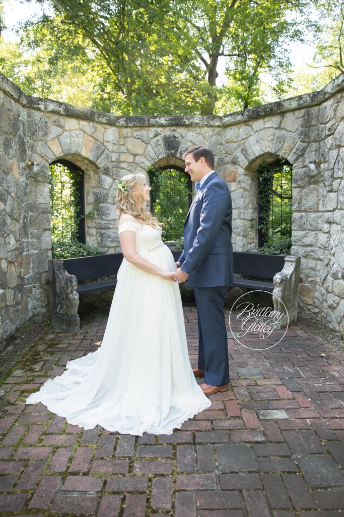 Stan Hywet Photographer | Maternity Photography | Stan Hywet Hall & Gardens