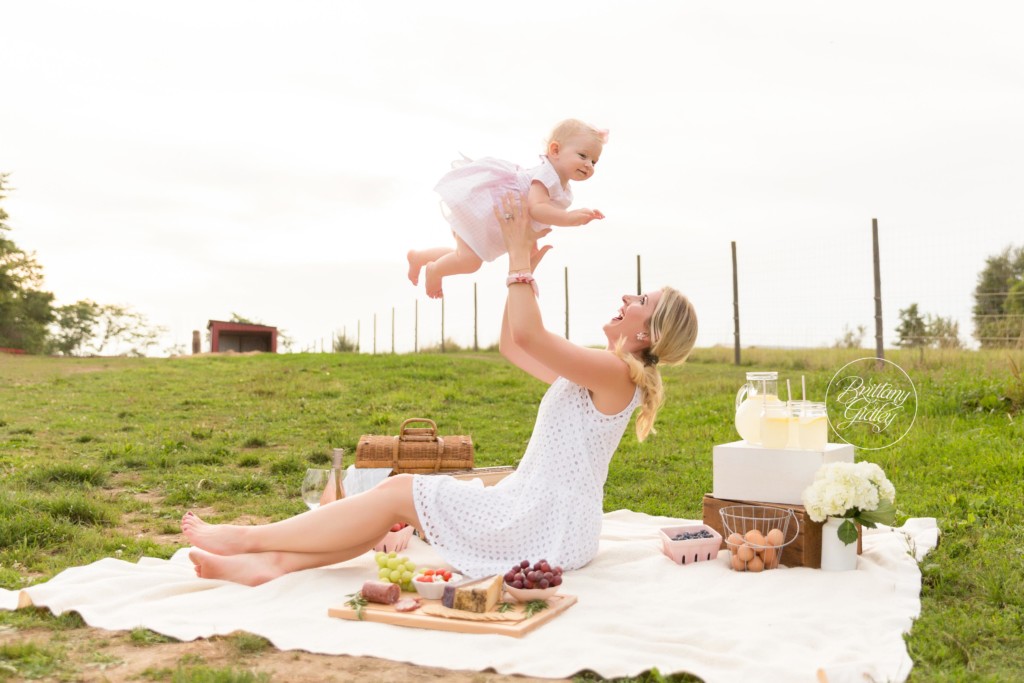 Little Lamb Dream Session | Farm Themed Photo Shoot