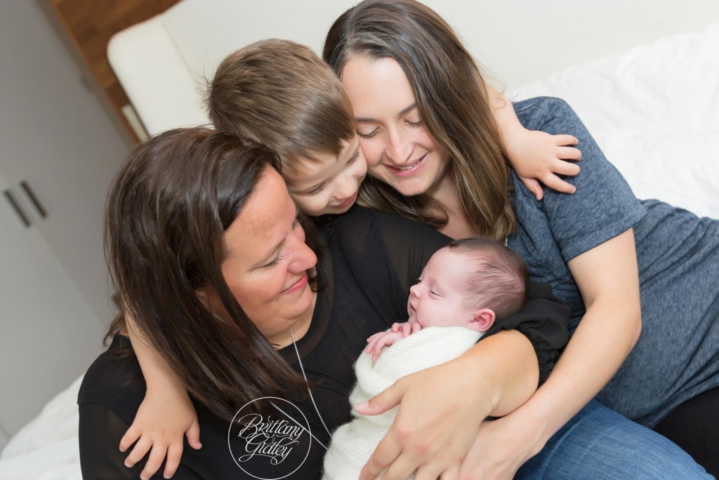 On Location Newborn Photographer | In Home Newborn Photo Shoot