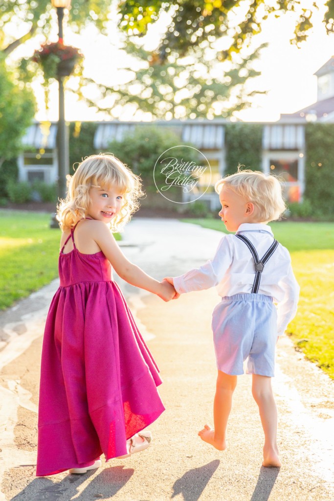 Lakeside Chautauqua Photographer | Sibling Twin Photography