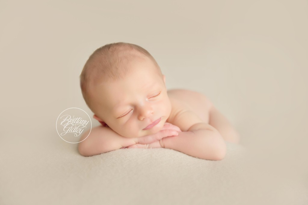 Cleveland Newborn Photographer Brittany Gidley | Newborn Photography in Cleveland Ohio