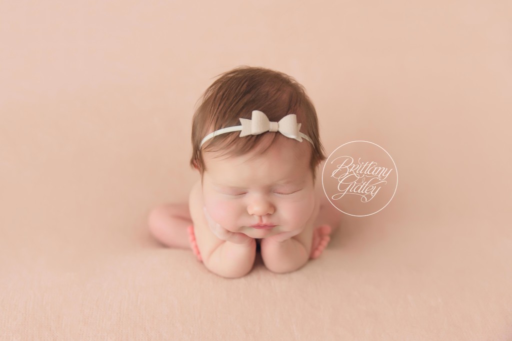 Cleveland Newborn Photographer
