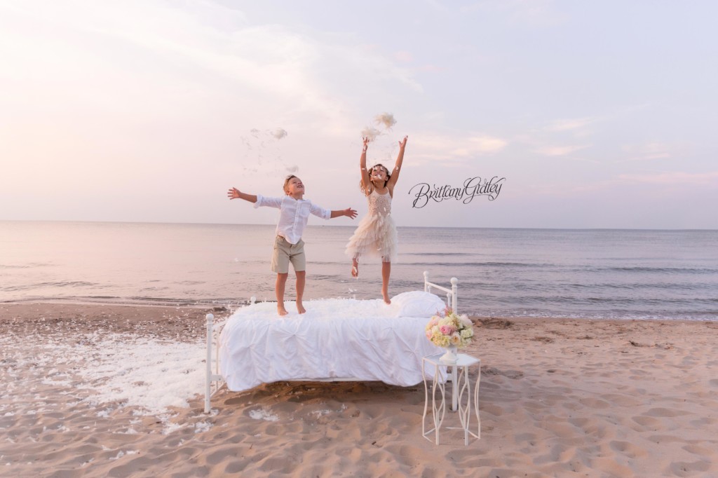 Pillow Fight Photo Shoot Dream Session | Edgewater Beach | Brittany Gidley Photography