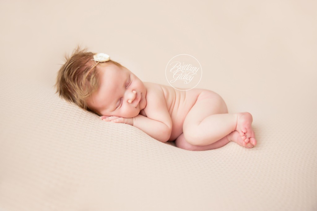 Tuna Melts My Heart Newborn Photos With Sister