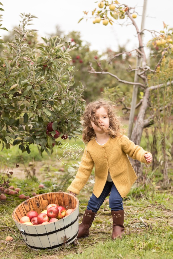 Fall Photo Shoot Ideas | Autumn Photo Shoot Kids