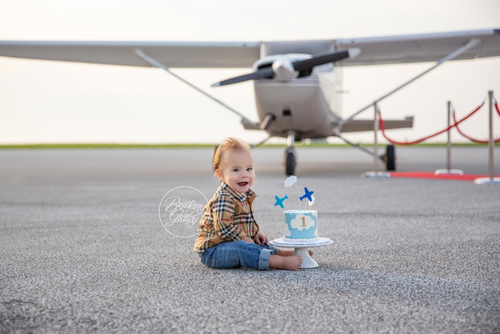 The Sky Is The Limit Dream Session | Airplane Cake Smash