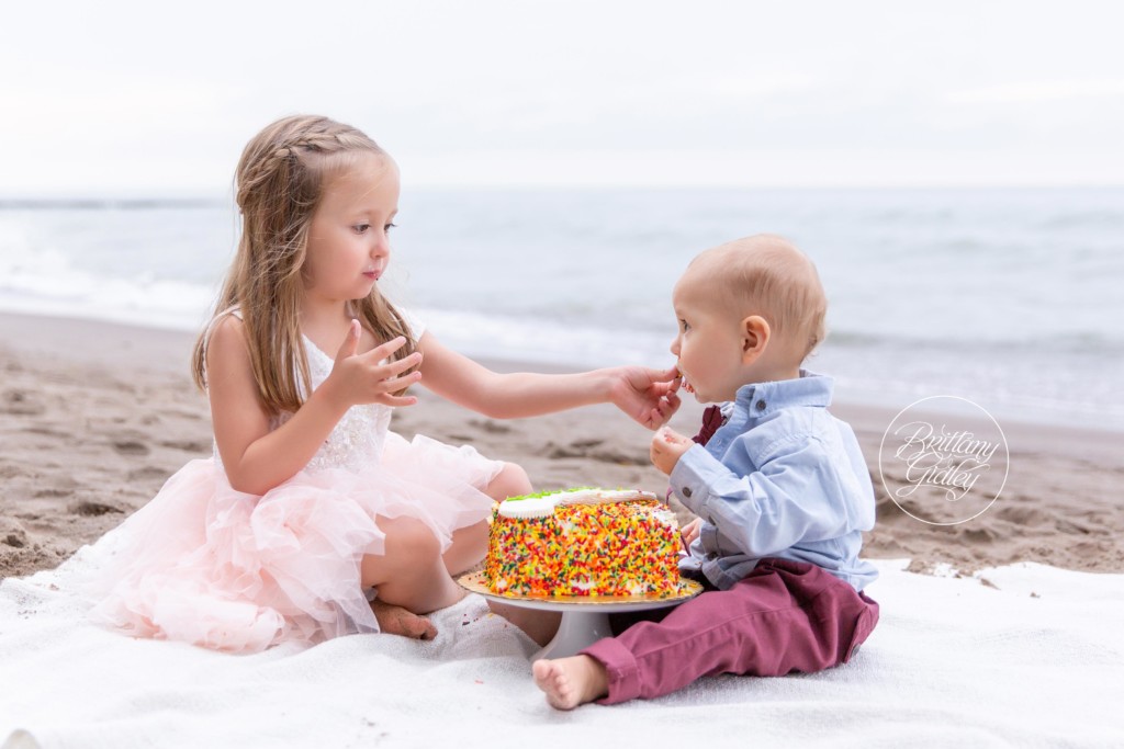 Beach Photography | Cake Smash Photography Session | Cleveland Beach Photographer
