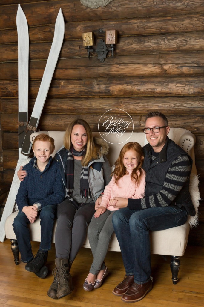 Ski Lodge Christmas Photo Shoot