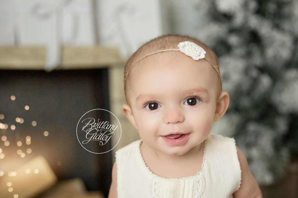 Christmas Baby Photographer | Cleveland Christmas Photography