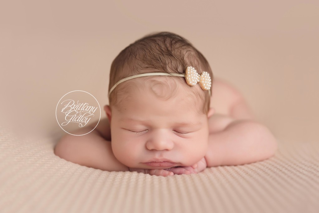 Top Cleveland Newborn Photographer | Cleveland Ohio Newborn Photography