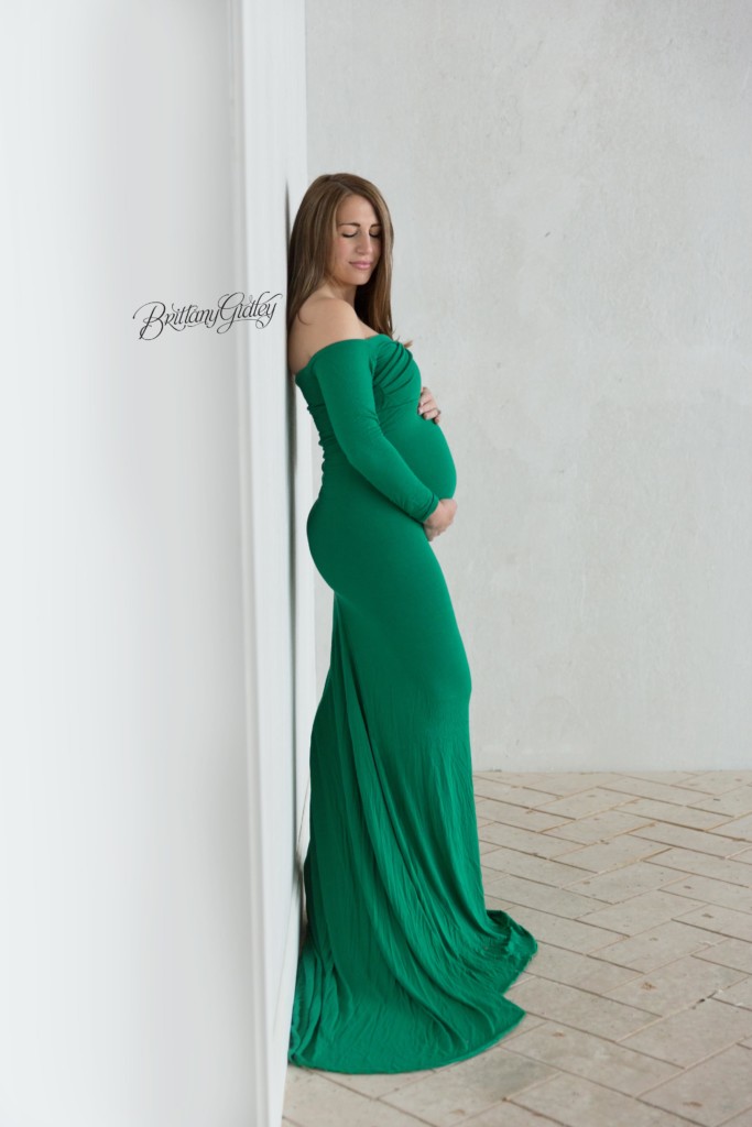 industrial urban themed pregnancy photo shoot