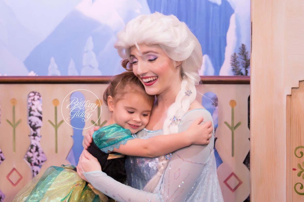 Walt Disney World Photography by Brittany Gidley | Anna & Elsa