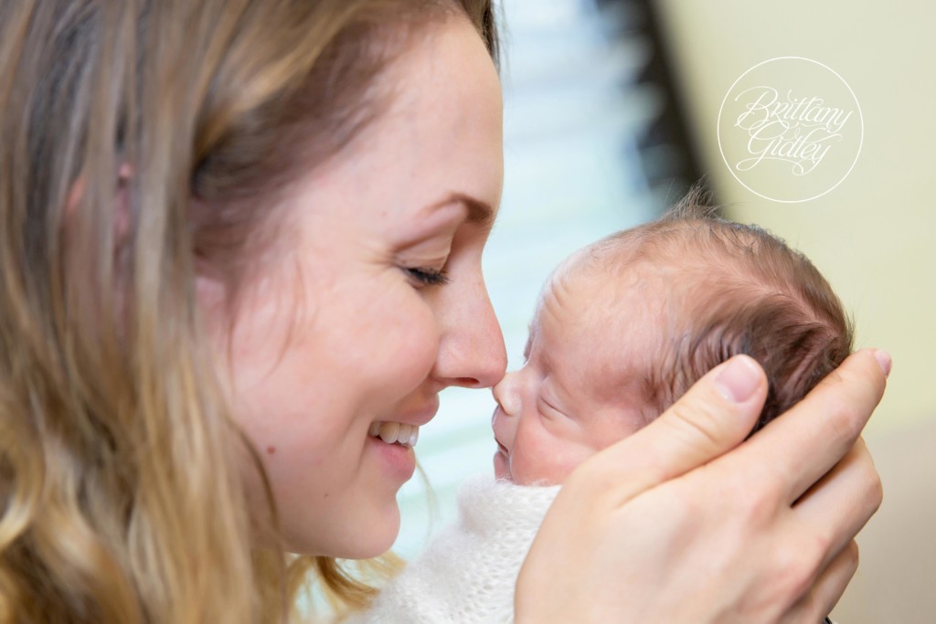 Cleveland Clinic NICU Photographer
