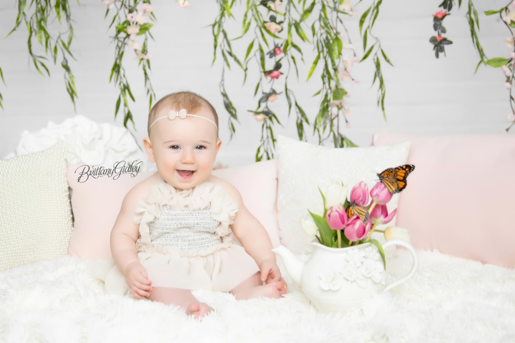 Butterfly Kisses Dream Session | Butterfly Photo Shoot