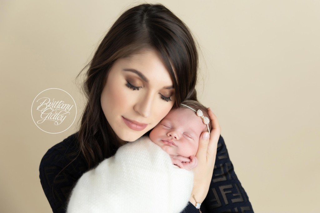 Cleveland Newborn Photographer