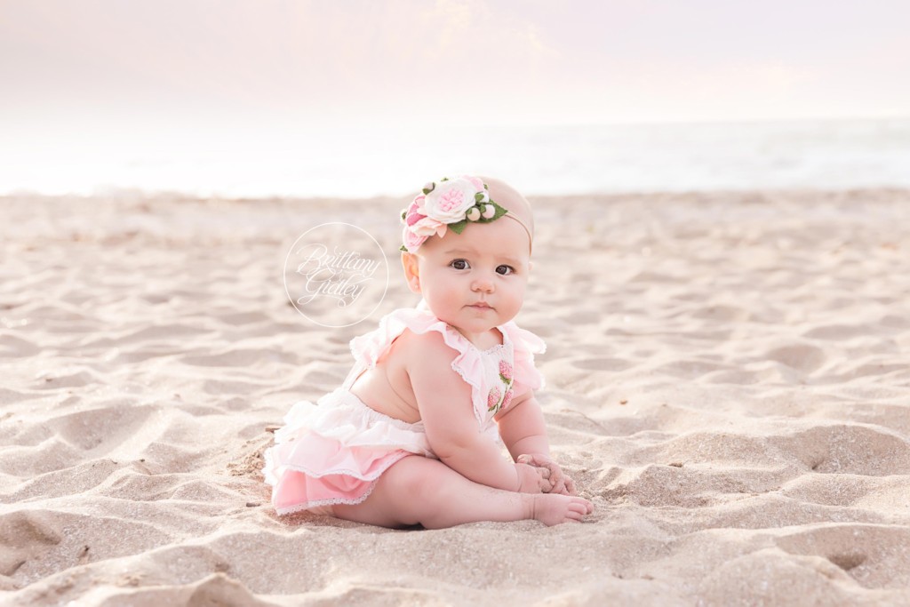 Beach Baby Photographer | Eleanor 6 Months | Edgewater Beach