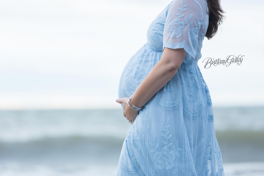 Pregnancy and Maternity Photography Inspiration