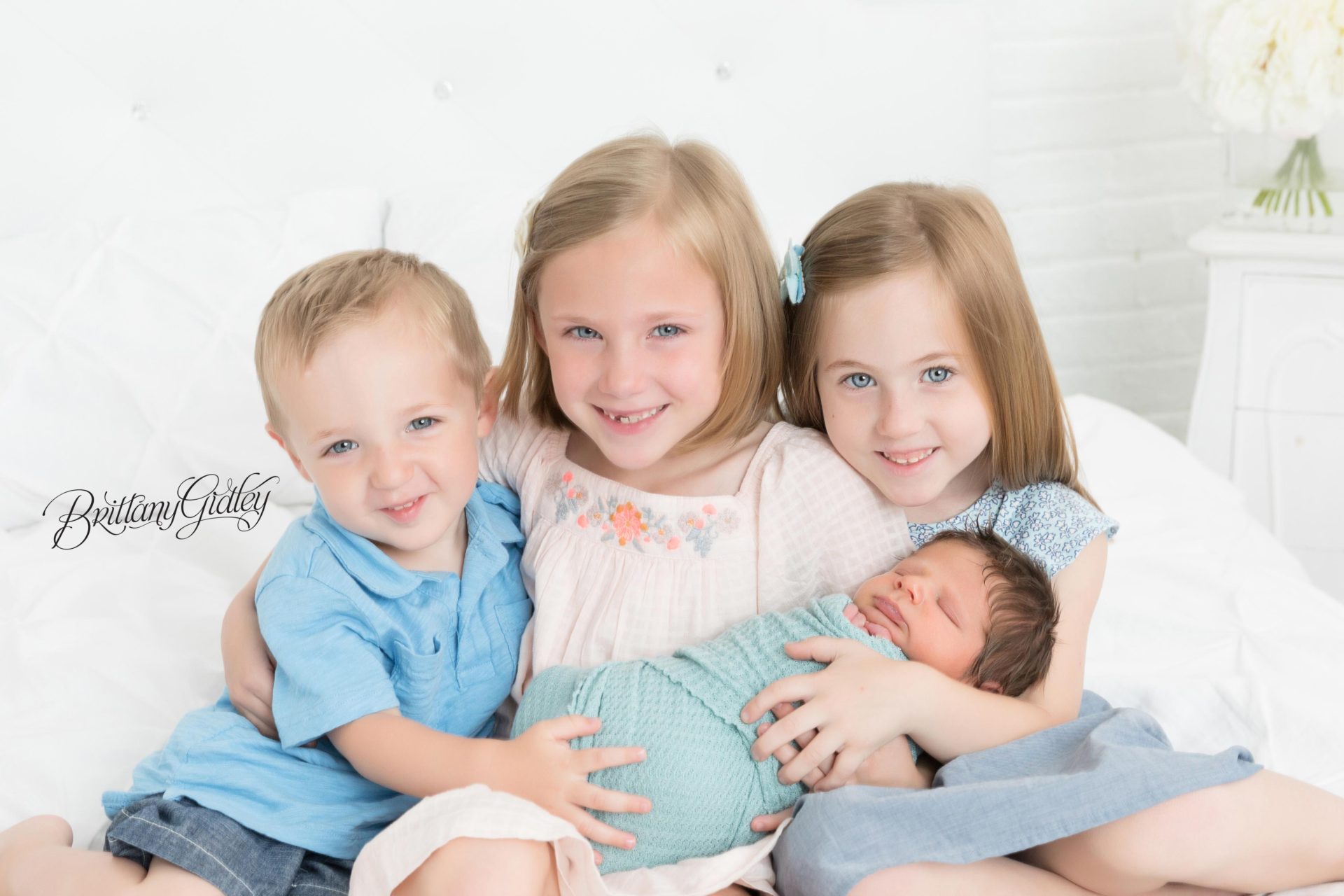 Lakewood Newborn Photography | Introducing Theo