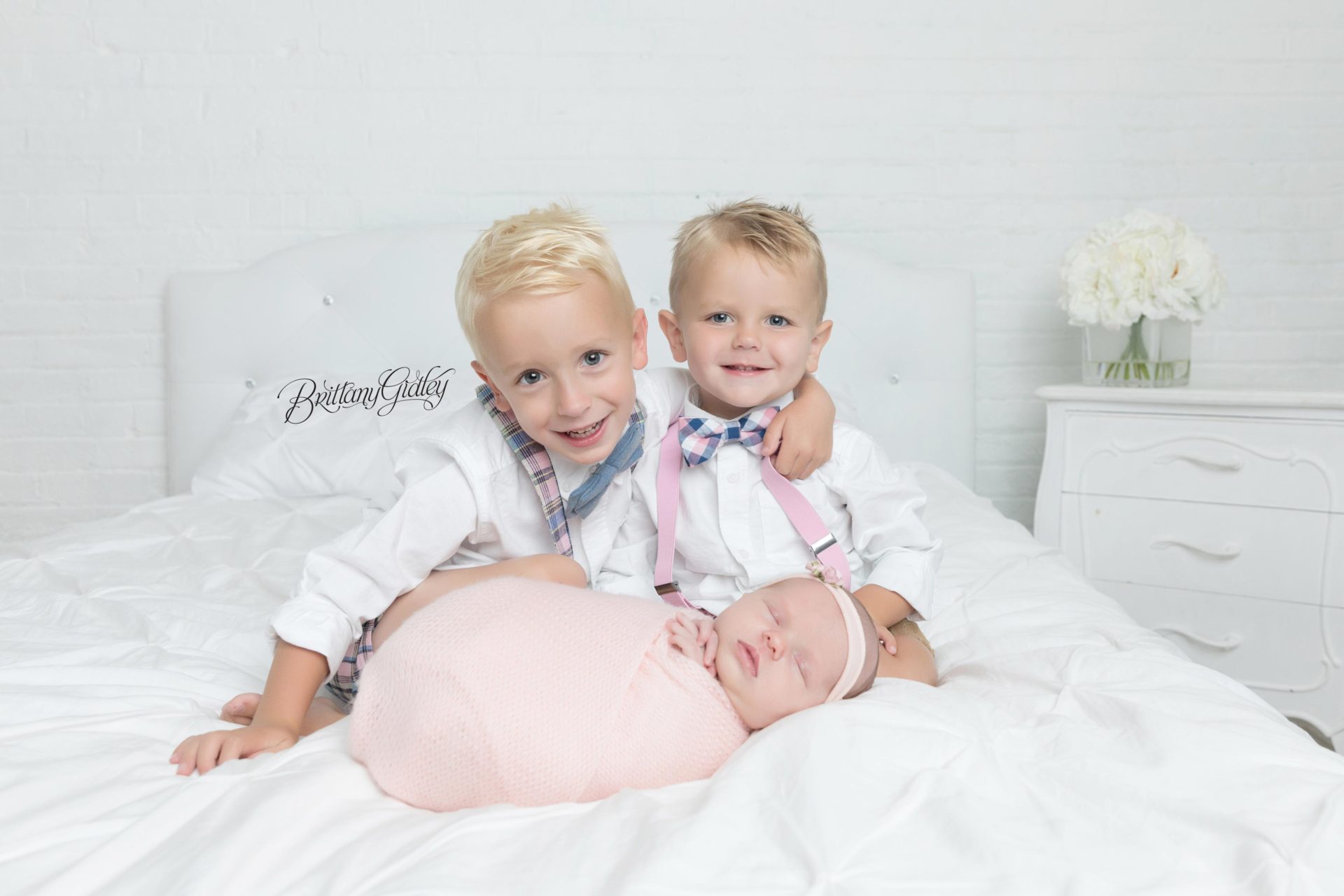 Cleveland Ohio Newborn Photographer | Introducing Hollis
