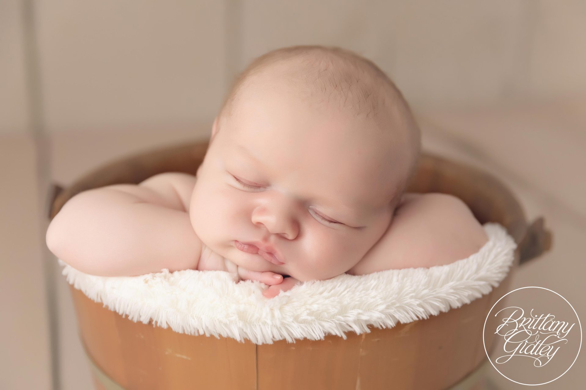 Kentucky Newborn Photographer | Introducing Brick