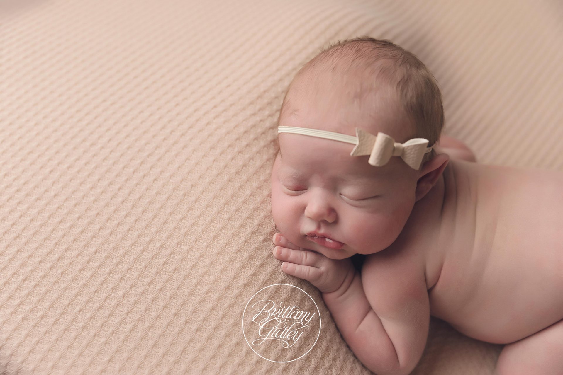 Cleveland Newborn and Family Photographer | Introducing Izzy