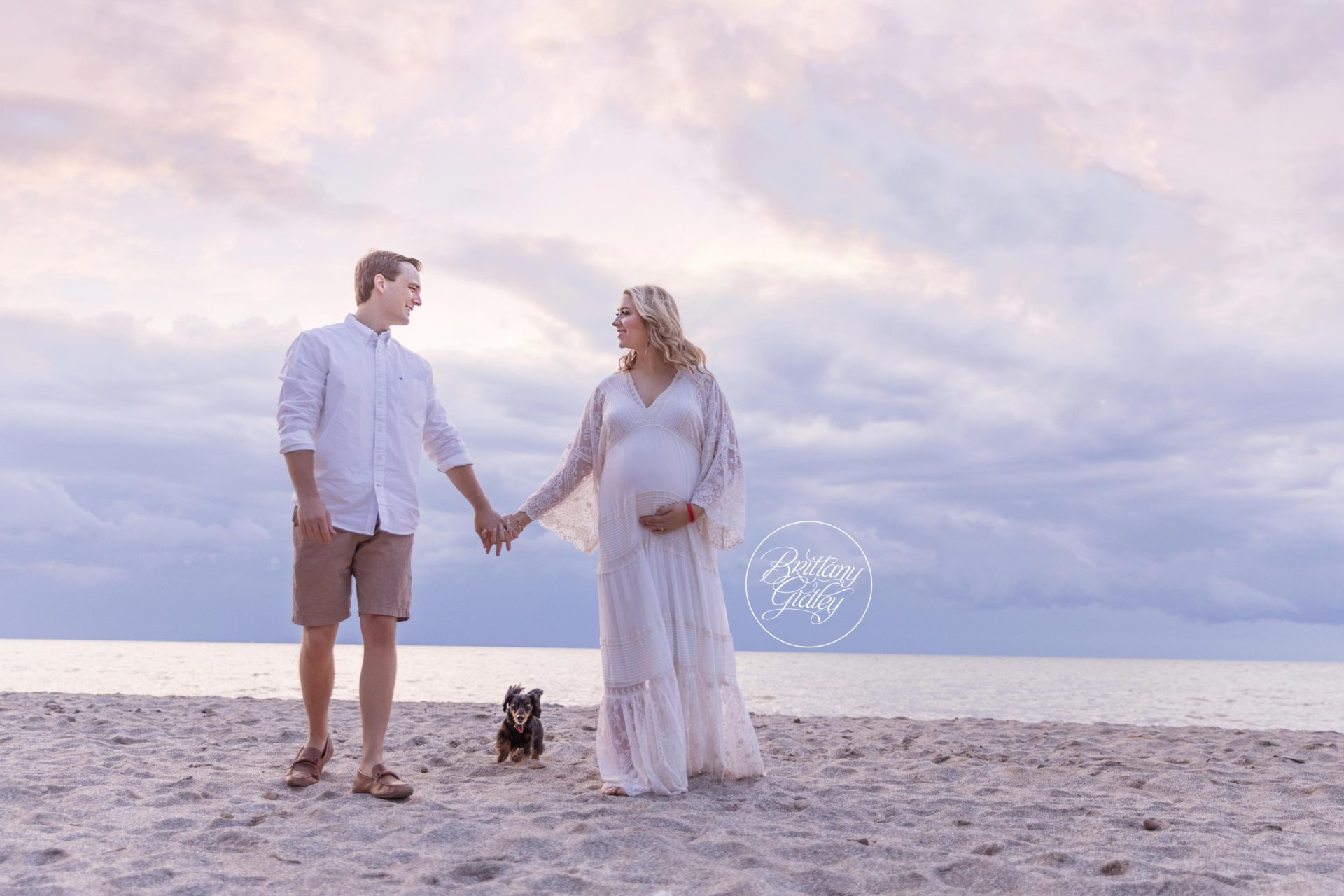 Pregnancy Photo Shoot at Edgewater Beach in Cleveland Ohio by Brittany Gidley Photography
