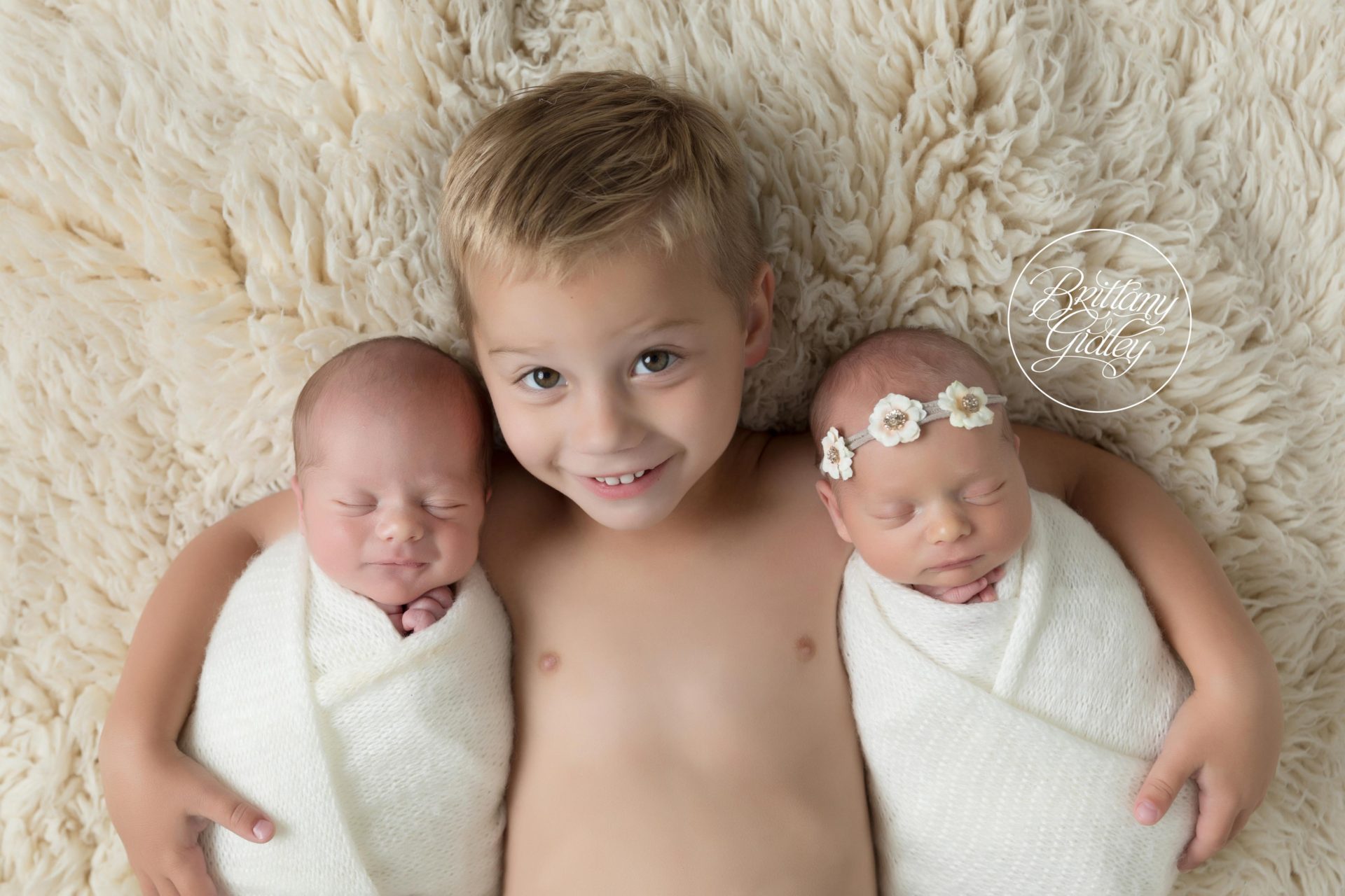 Twin Newborn Photographer | Introducing Jack & Annabelle