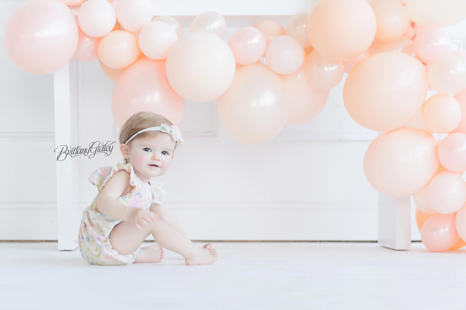 Peaches & Cream Dream Session | Adeleine 12 Months