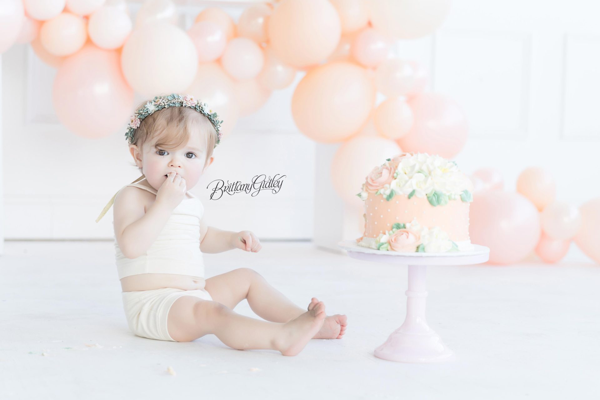 Peach Themed First Birthday Party | Peach Themed Cake Smash Photo Shoot