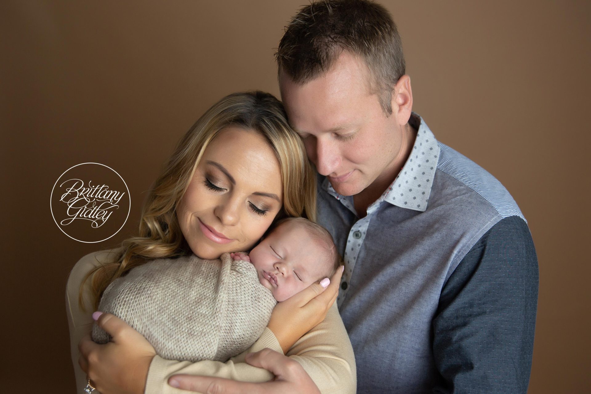 Newborn and Baby Photographer in Canton Ohio