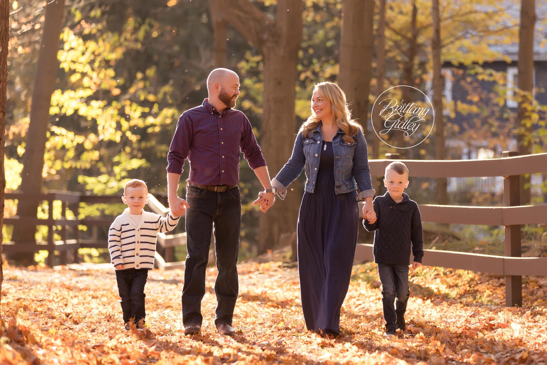 Child Photography Studio | Fall Family Photography | Family Photography Poses for Family of Four