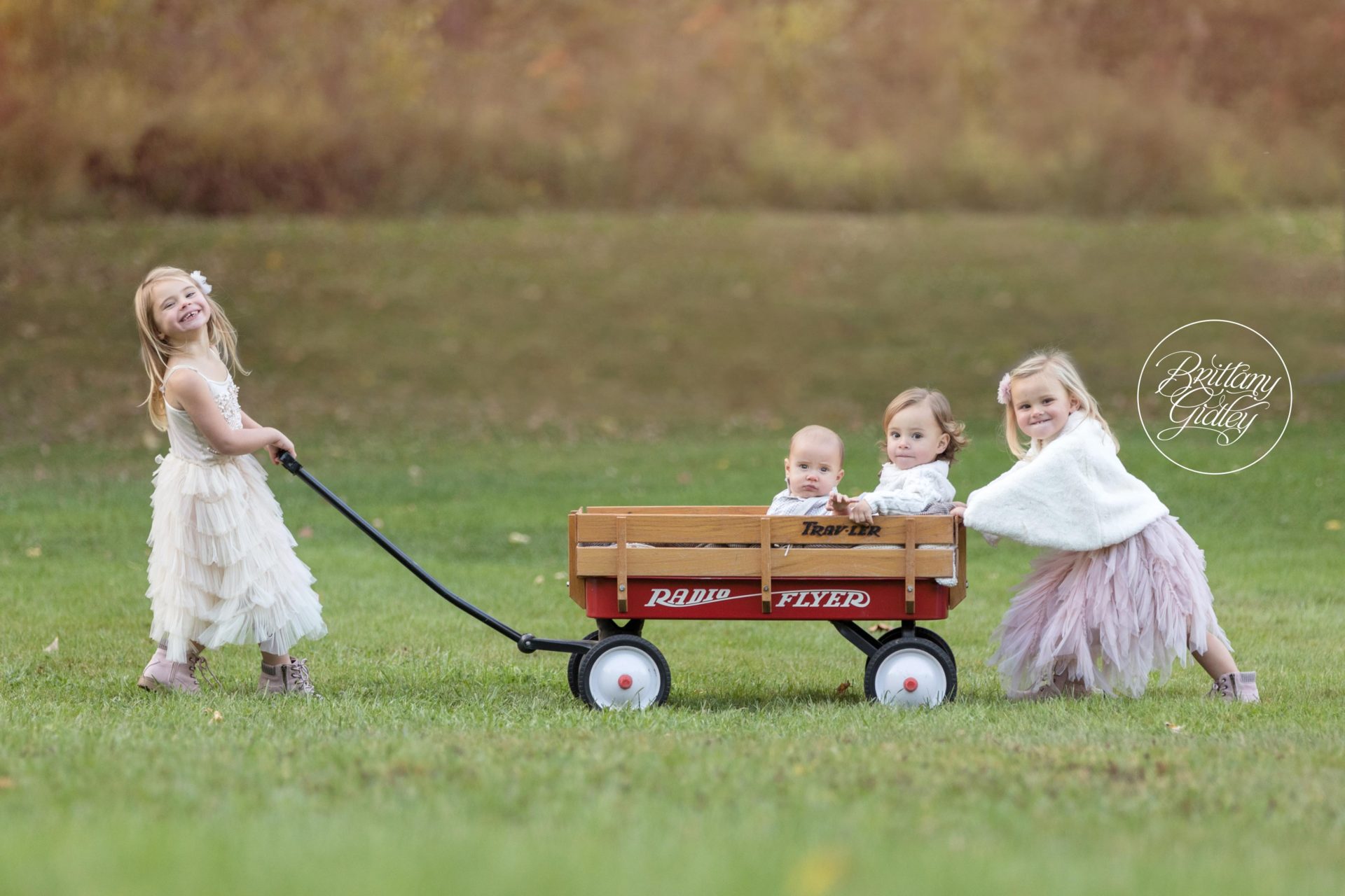 Pumpkin Kisses and Vintage Horse Wishes Dream Session | Squires Castle