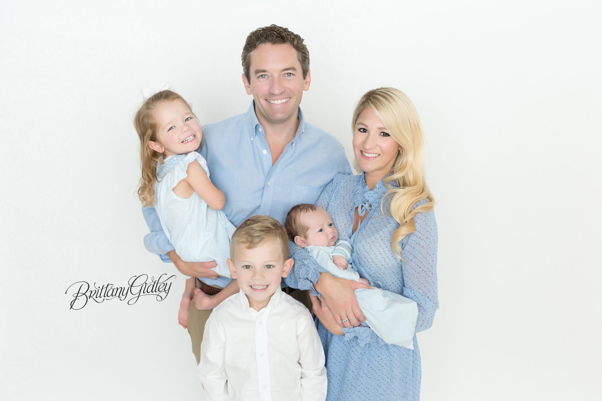 Chagrin Falls Baby Photographer | Preston 5 Weeks