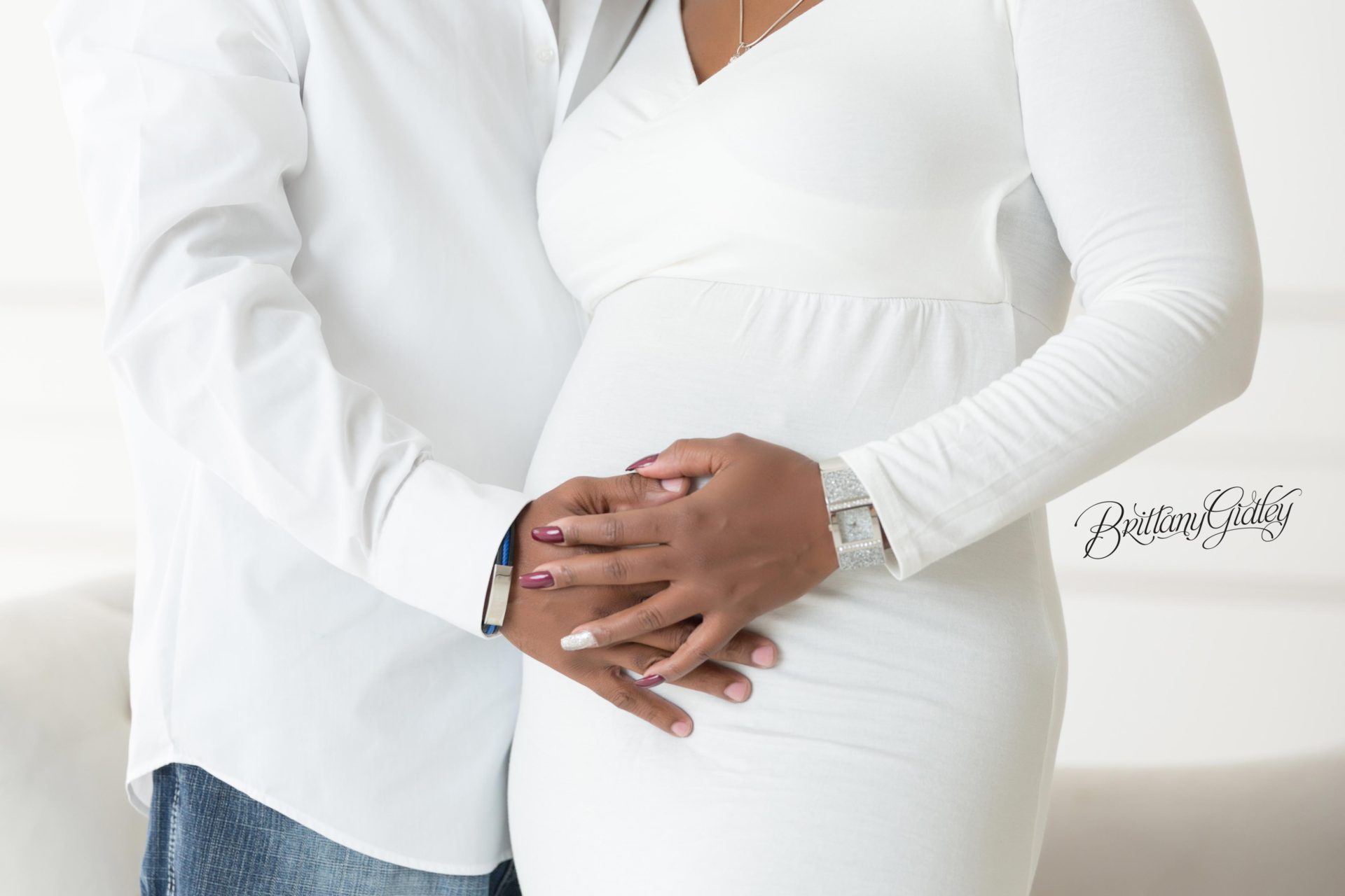 Pregnancy Photographer | Waiting on Baby London