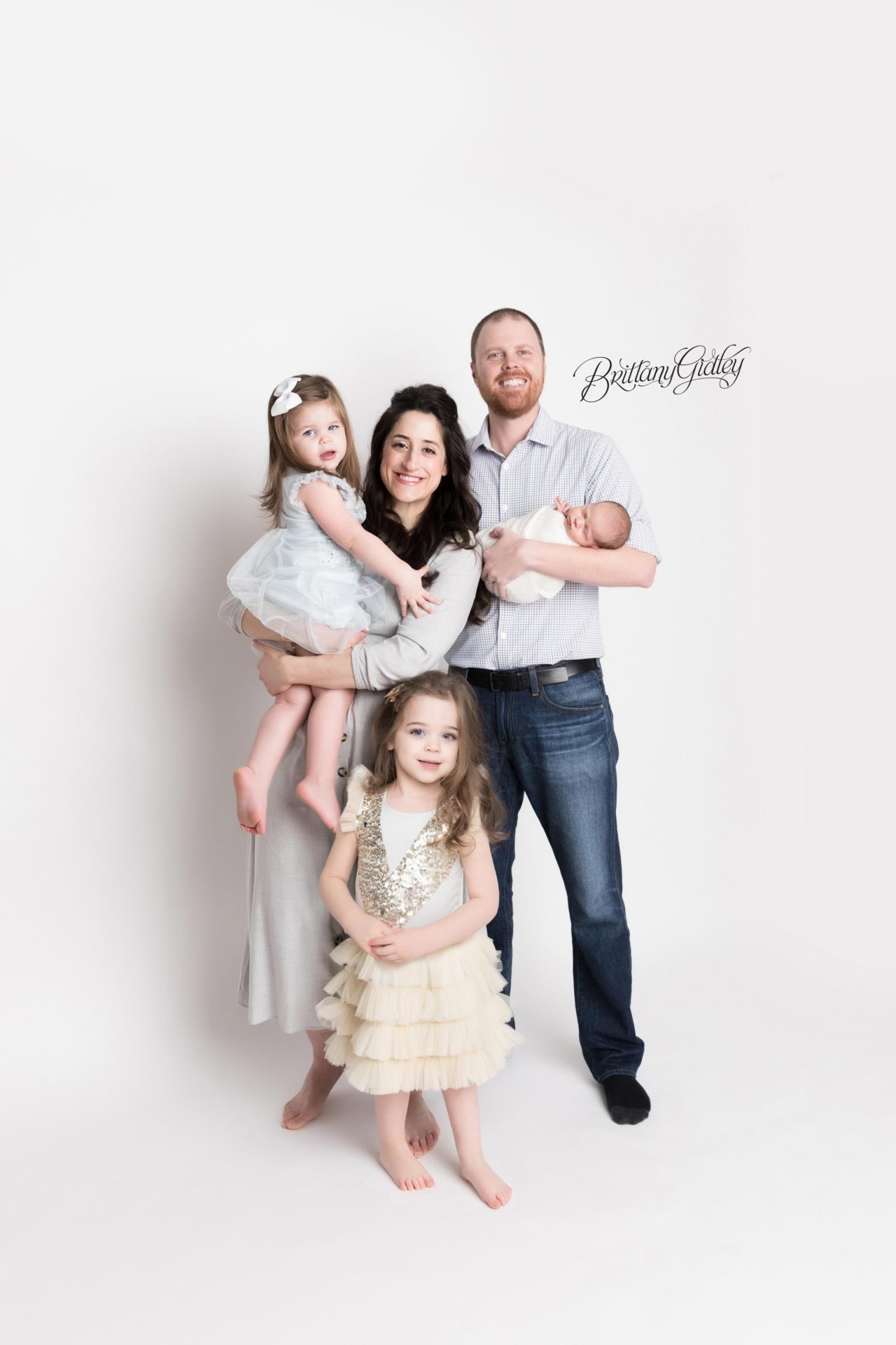 Newborn with Family Studio Portraits Brittany Gidley Photography in Ohio