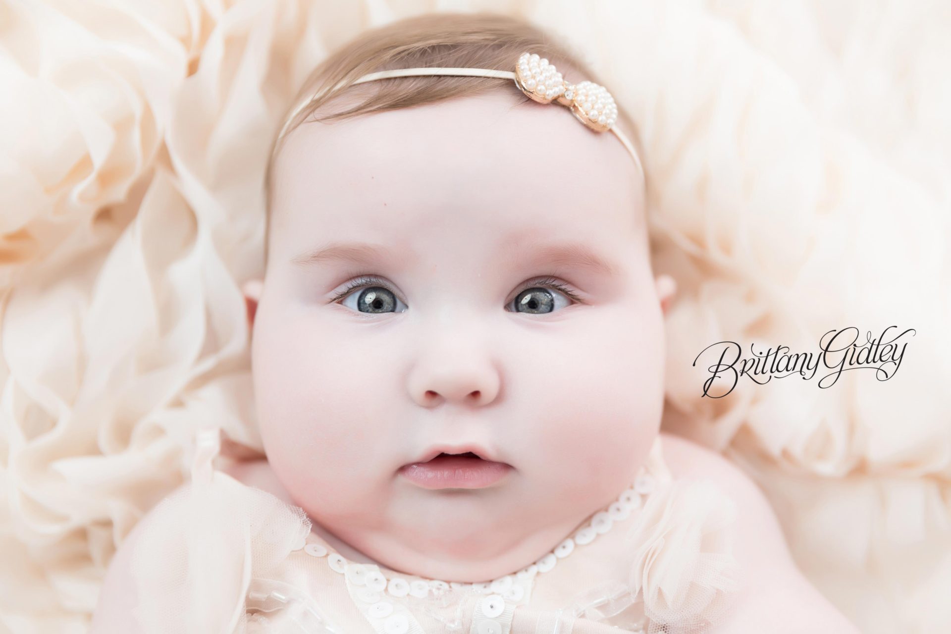 Baby Photography Studio Cleveland | Elena 6 Months