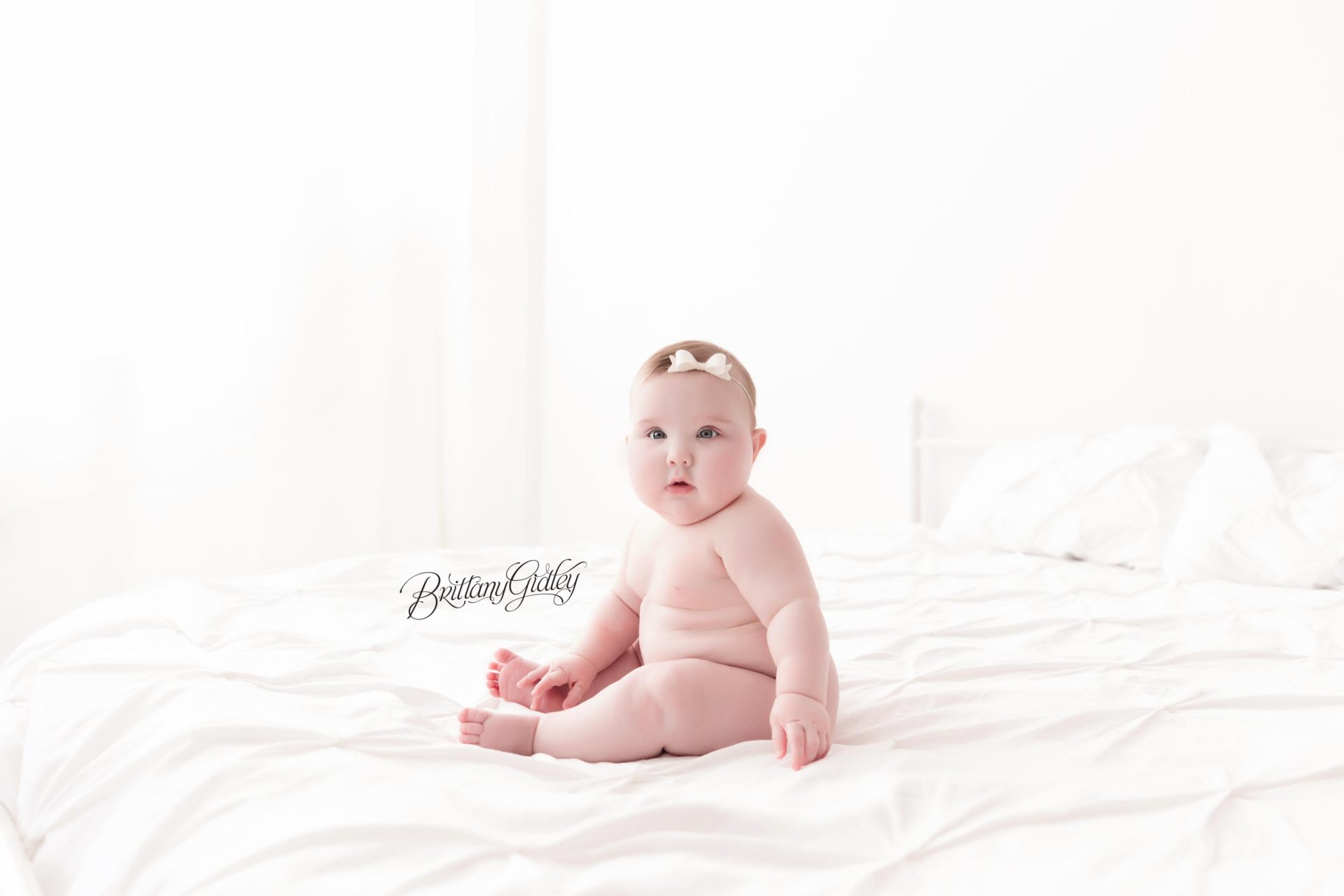 Brittany Gidley Photography is Cleveland's BEST newborn, baby and family photographer!