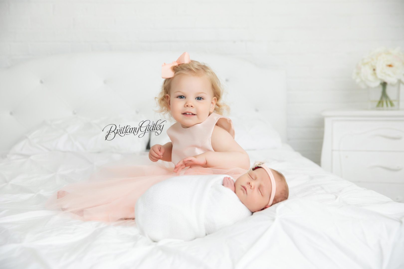 Newborn Baby Photographer | Introducing Emerson