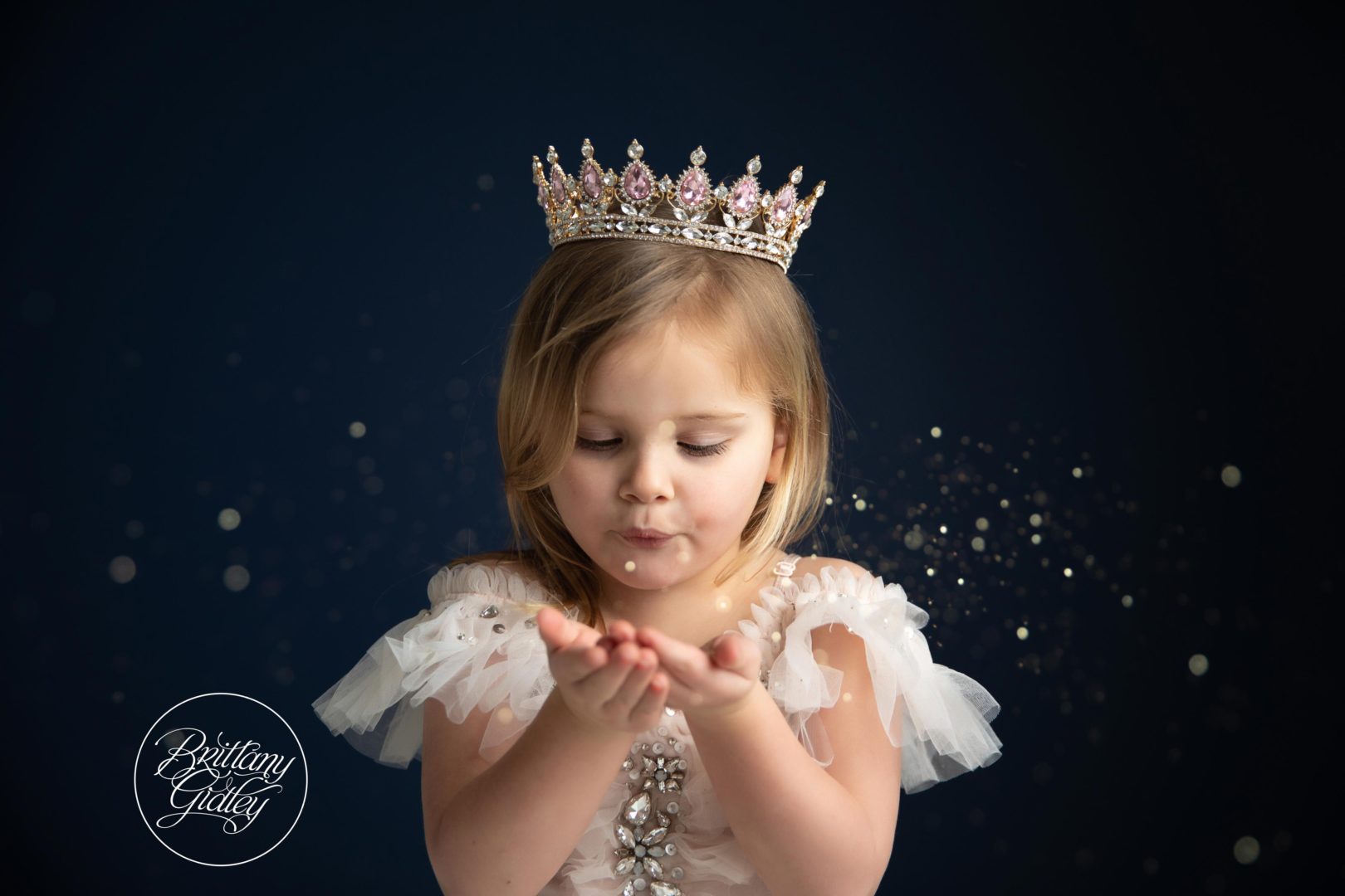 Glitter Photography Studio | Taking Photos With Glitter