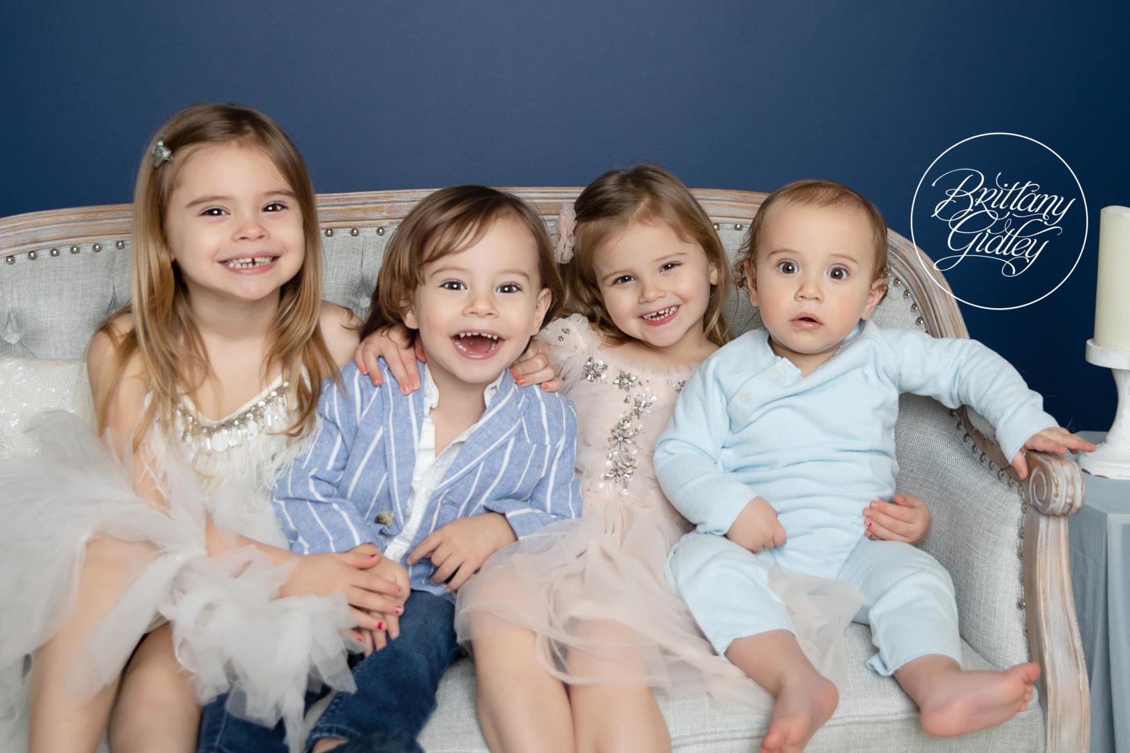 Sibling and Family Photography | Brittany Gidley Photography in Cleveland Ohio | Ohio's Best Baby Photographer