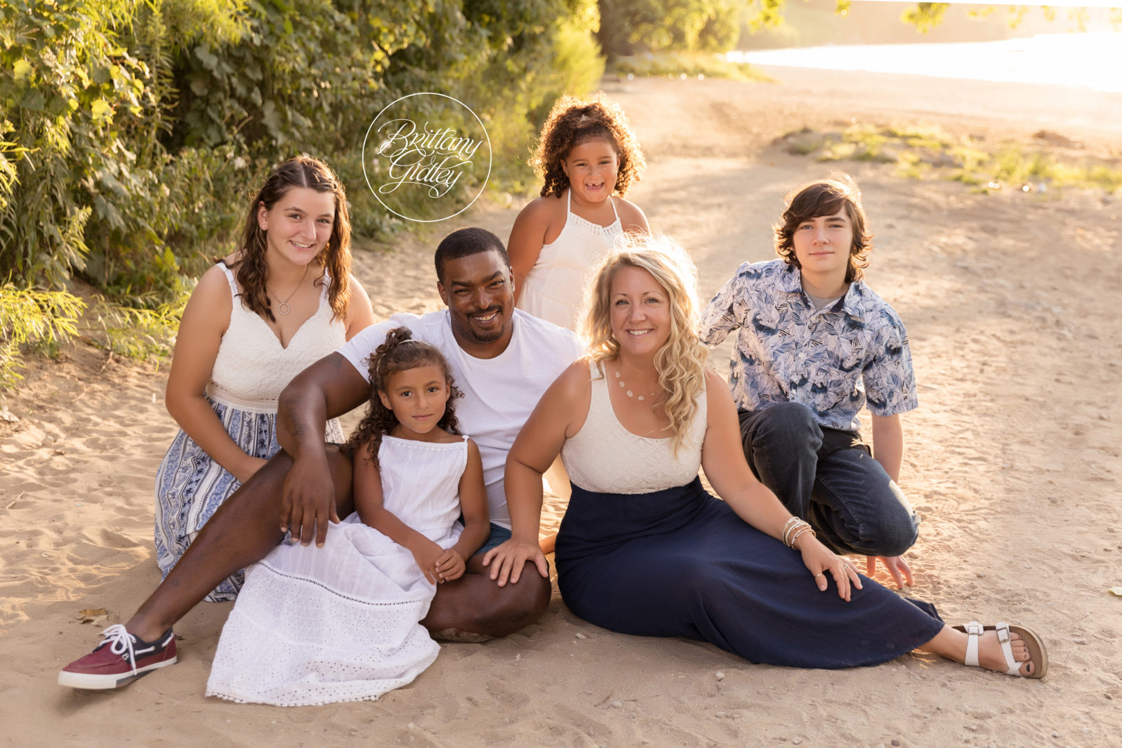 Cleveland Family Photographer Edgewater Beach | The Ruffin Family