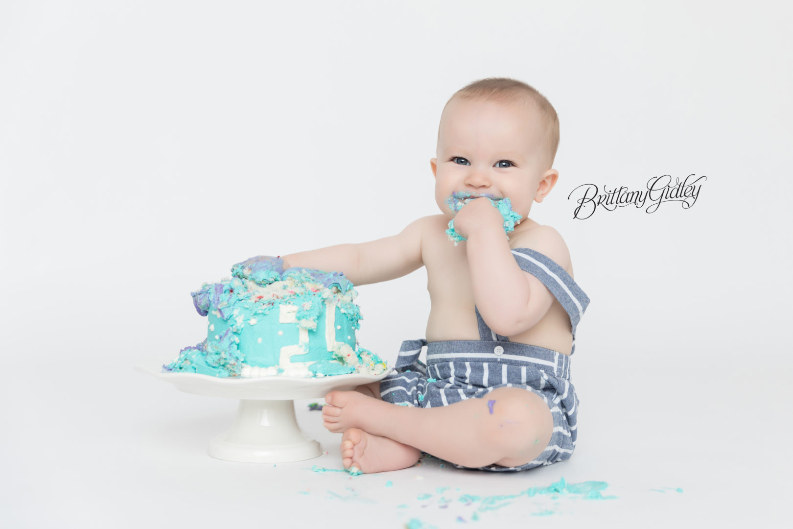 Cake Smash | Brittany Gidley Photography