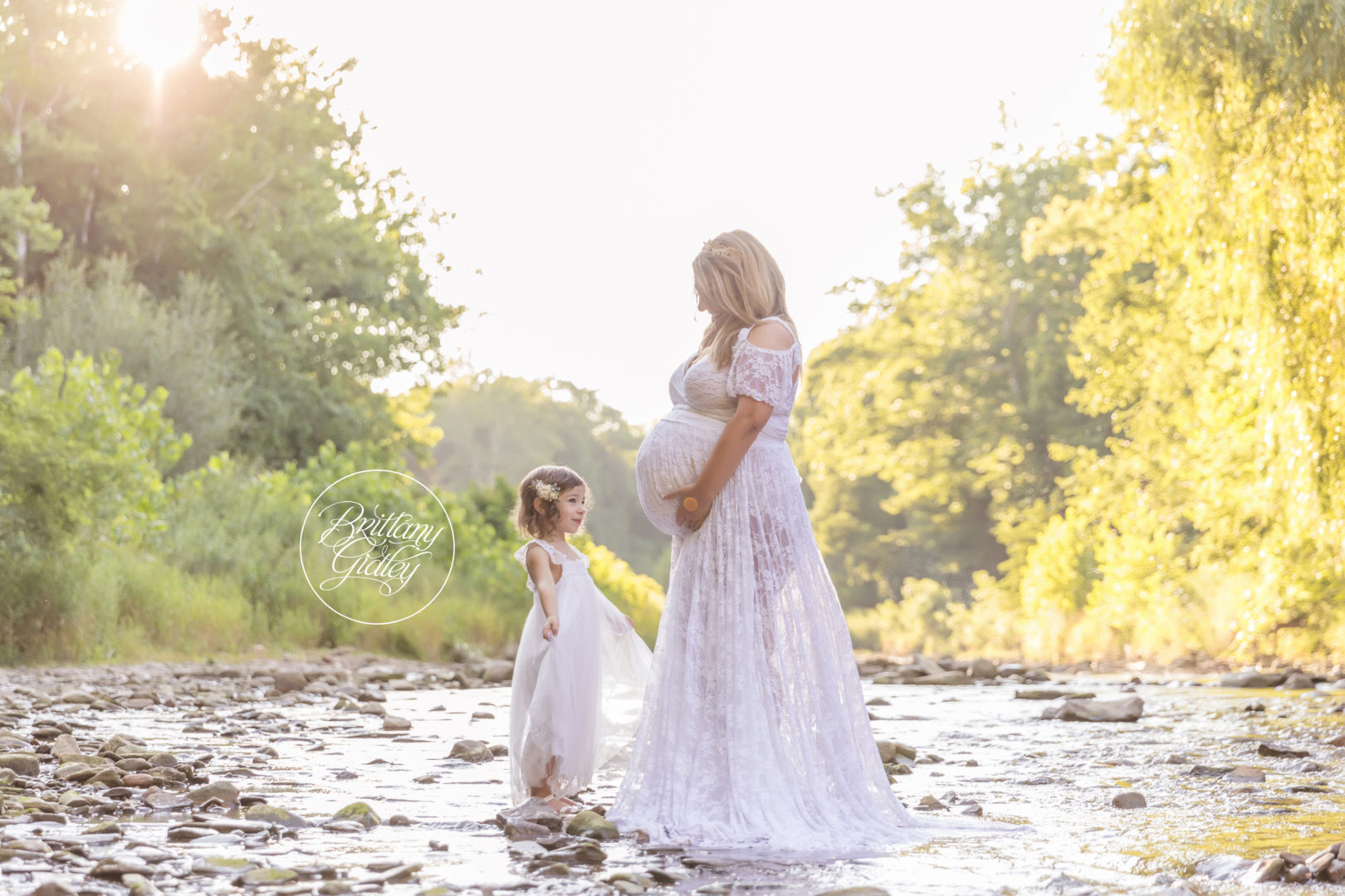 Cleveland Maternity Photographer |The Bodeker Family | Brecksville Reservation