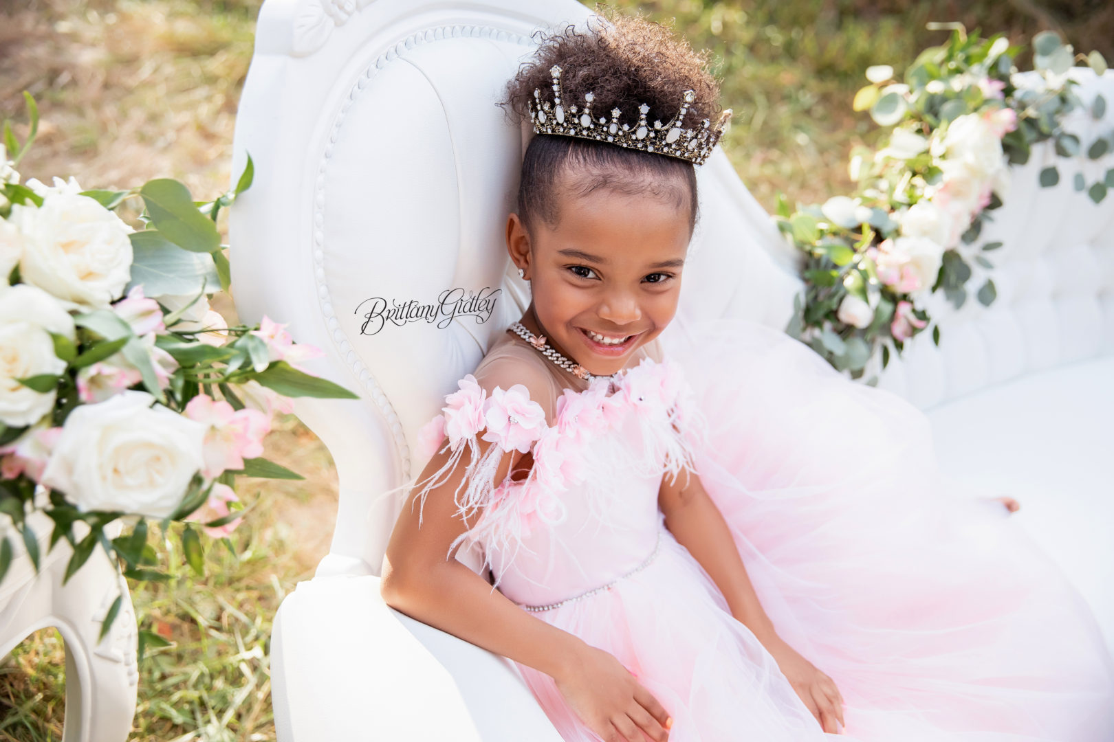 Unicorn Photo Shoot With Grey Skye Evans | Grey's Magical Day Unicorn Dream Session